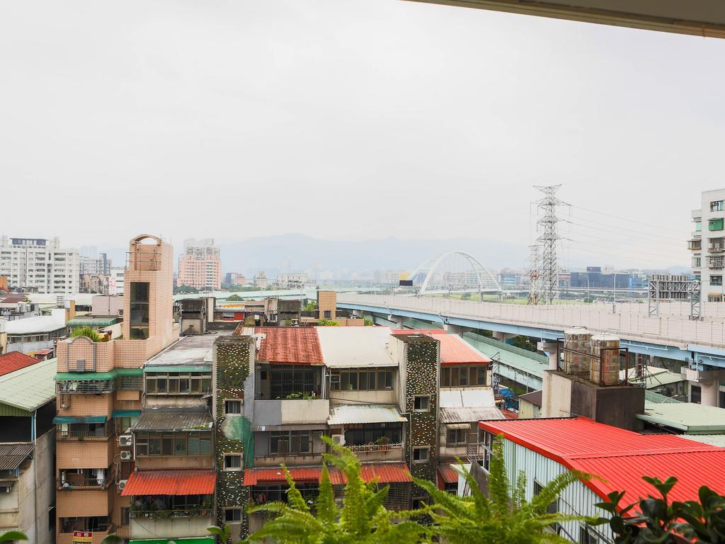 Sleepy Dragon Hostel Taipei Exterior photo
