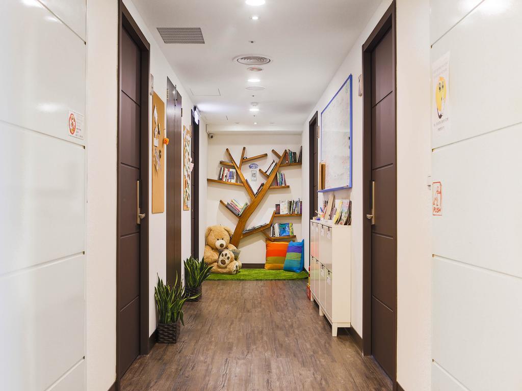 Sleepy Dragon Hostel Taipei Exterior photo